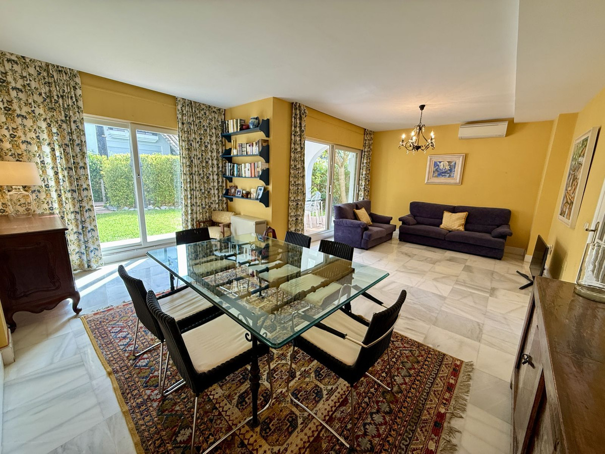 Semi Detached Villa for long term rent in Marbella Golden Mile