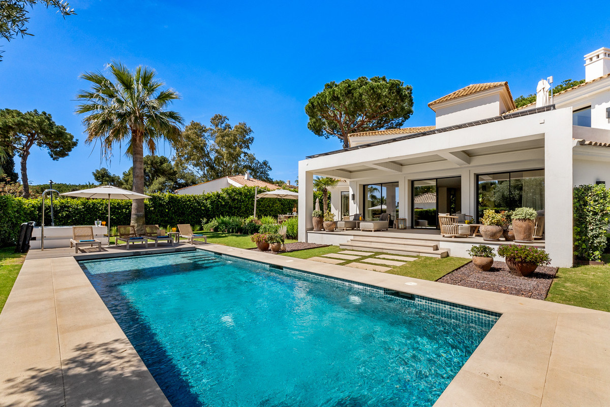 Villa for rent in Los Monteros, Marbella East