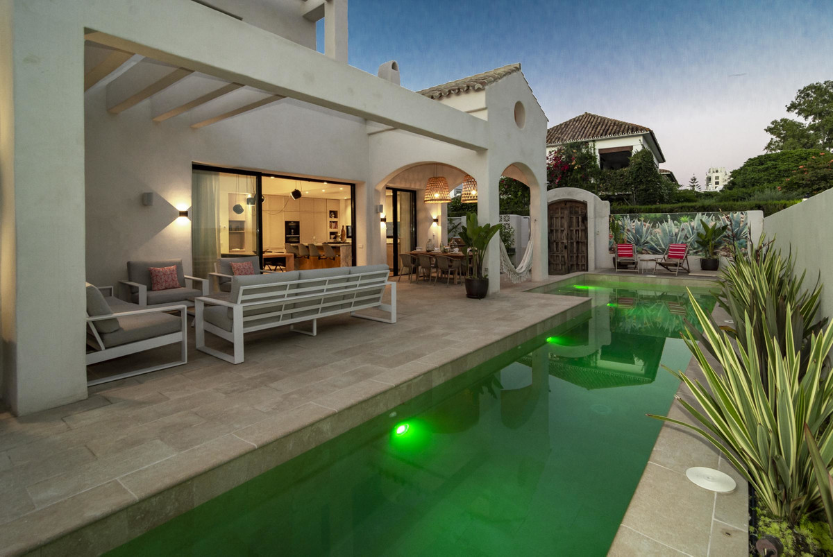 Villa for rent in Marbella