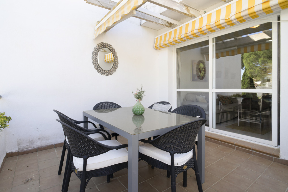 Apartment for short term rent in Nueva Andalucia, Marbella