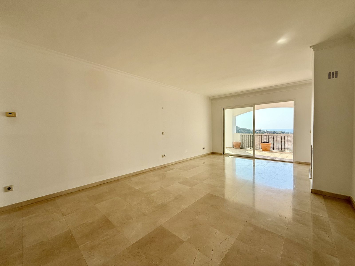 Apartment for long term rent in La Quinta, Benahavis