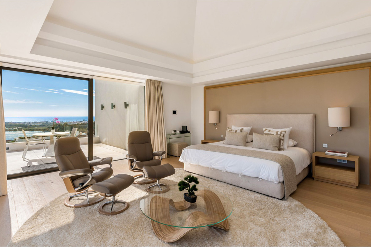 Villa for rent in Los Flamingos, Benahavis