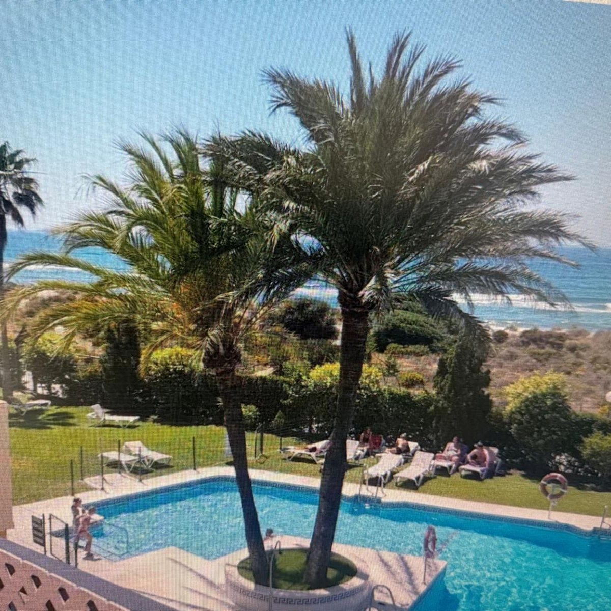 Apartment for long term rent in Elviria, Marbella East