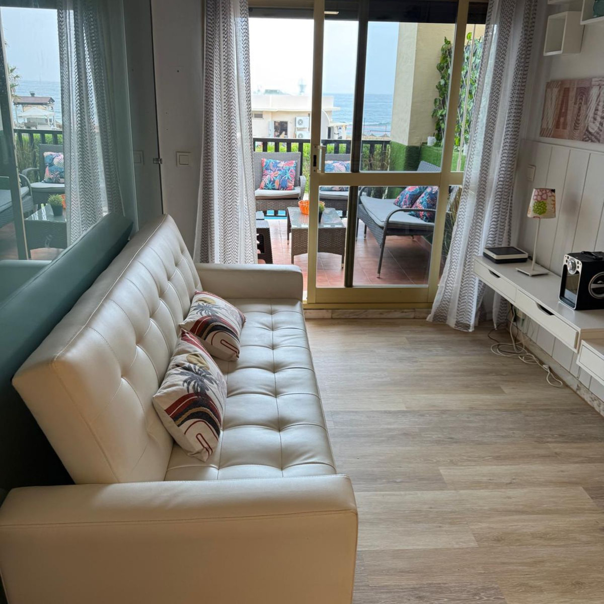 Apartment for long term rent in Elviria, Marbella East