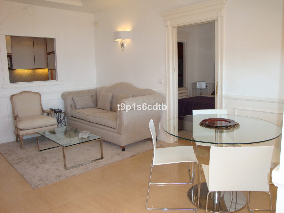 Penthouse for short term rent in Marbella