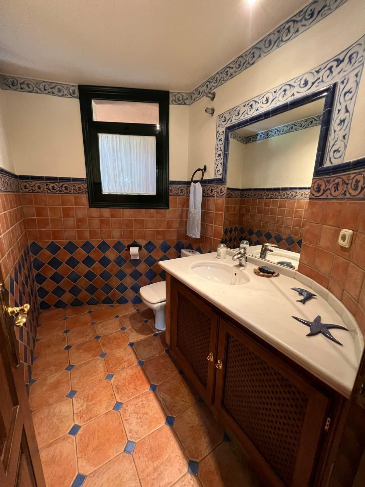 Villa for short term rent in Marbella