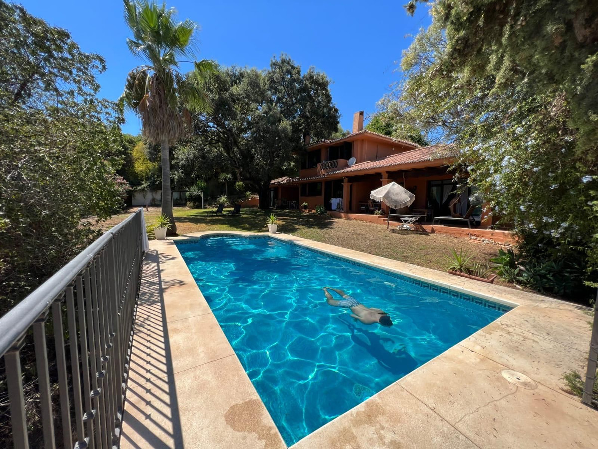 Villa for short term rent in Marbella