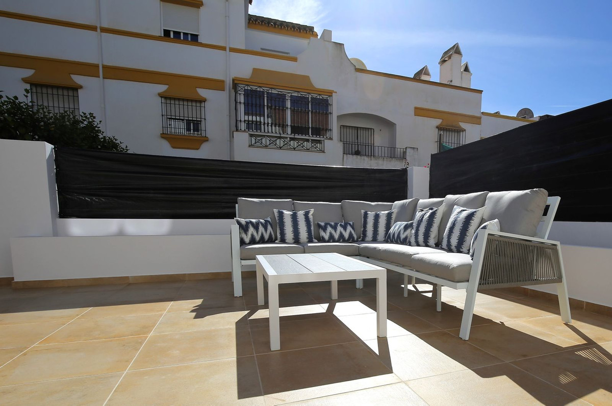 Town House for rent in Marbella