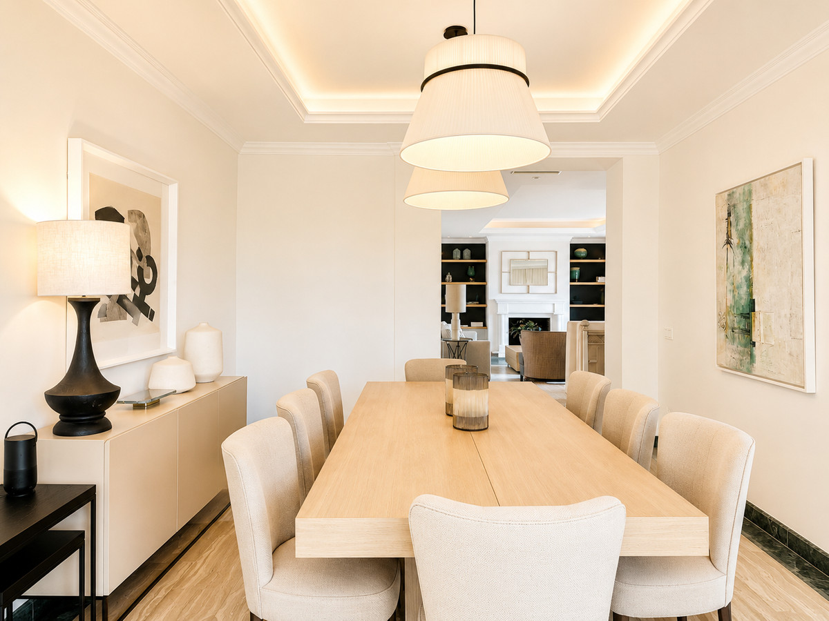 Villa for rent in El Rosario, Marbella East
