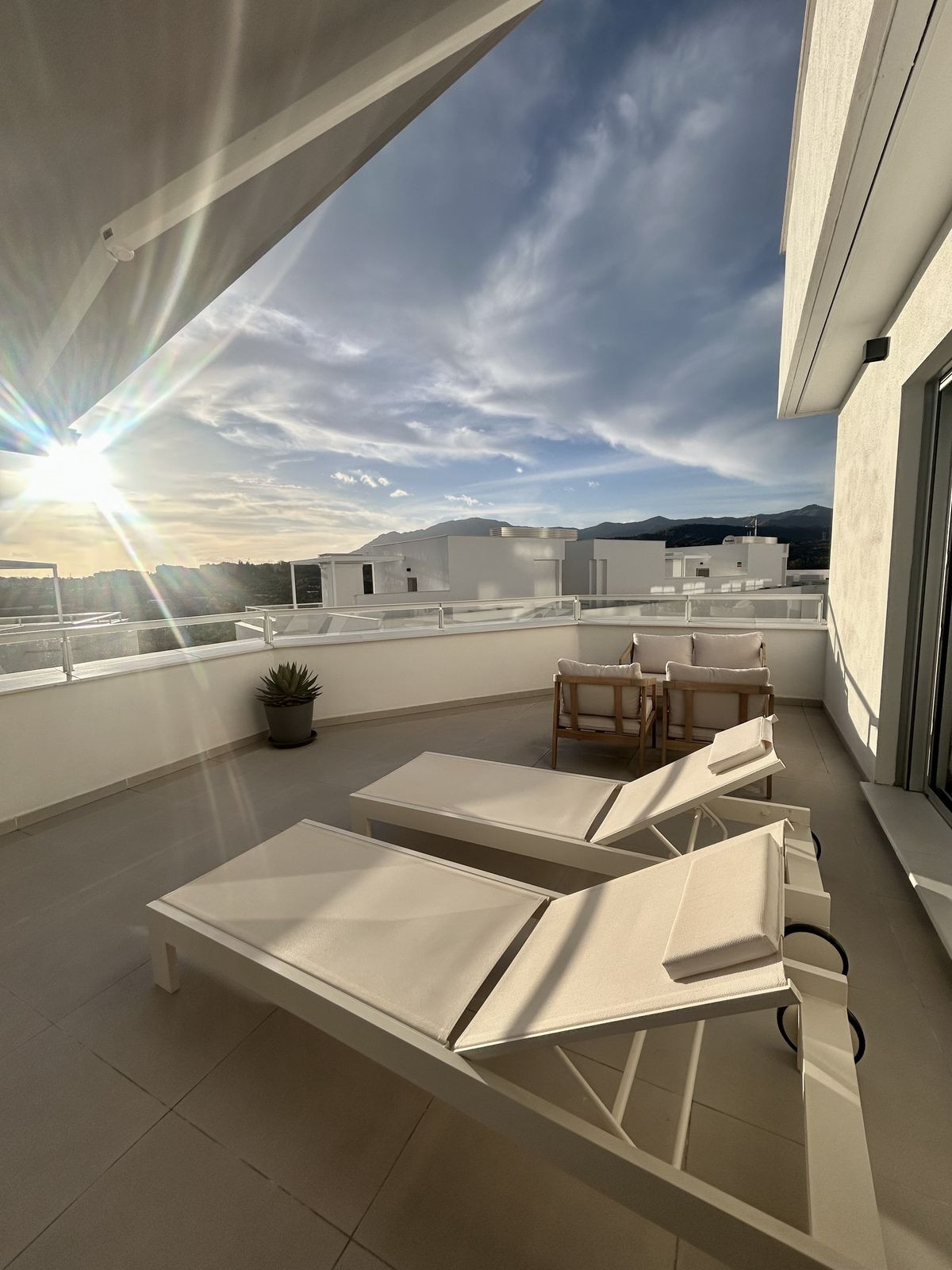 Apartment for short term rent in Cancelada, Estepona East