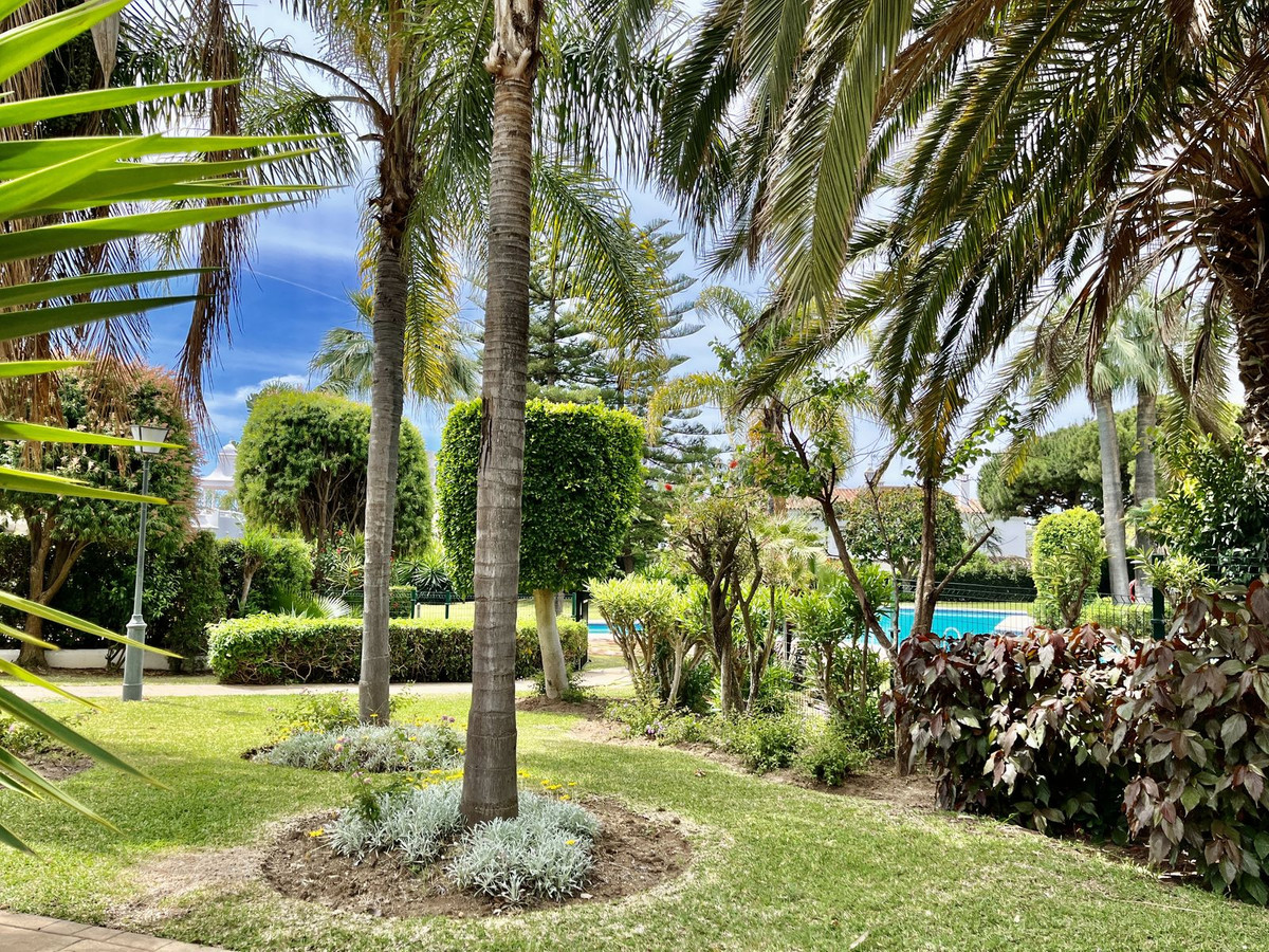 Adosado en alquiler vacacional en Bahia de Marbella, Marbella Este