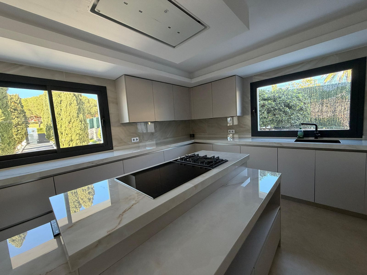 Villa for rent in Nueva Andalucia, Marbella