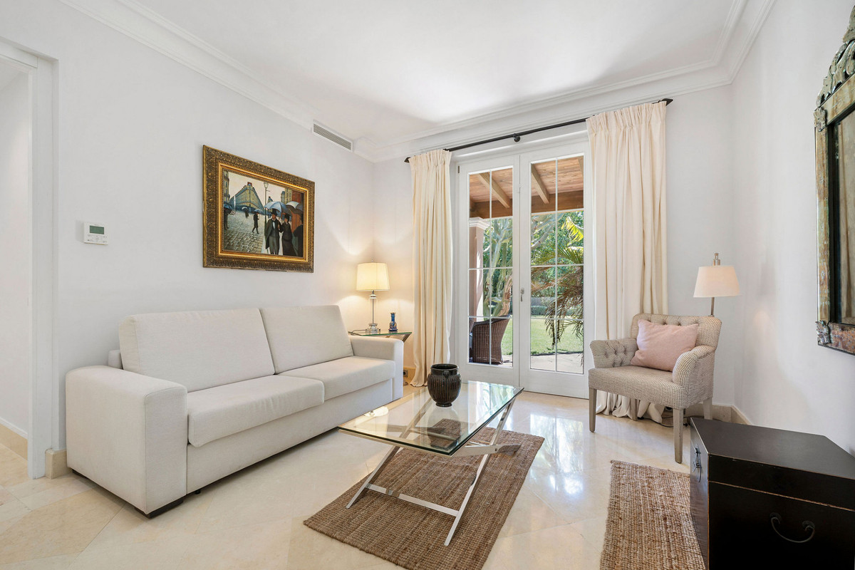 Villa for rent in Marbella Golden Mile
