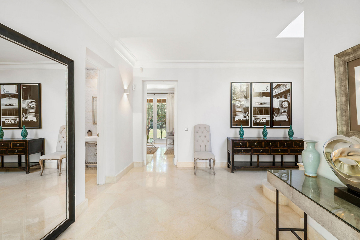 Villa for rent in Marbella Golden Mile