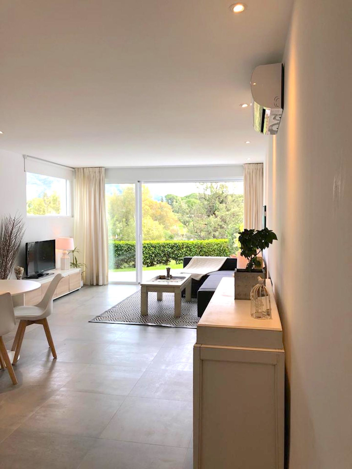 Apartamento Planta Baja en alquiler en Nueva Andalucia, Marbella