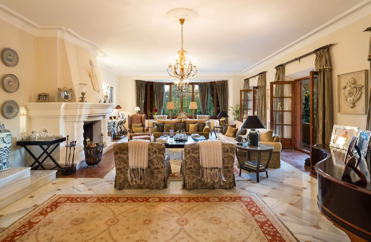 Villa for short term rent in Sierra Blanca, Marbella Golden Mile