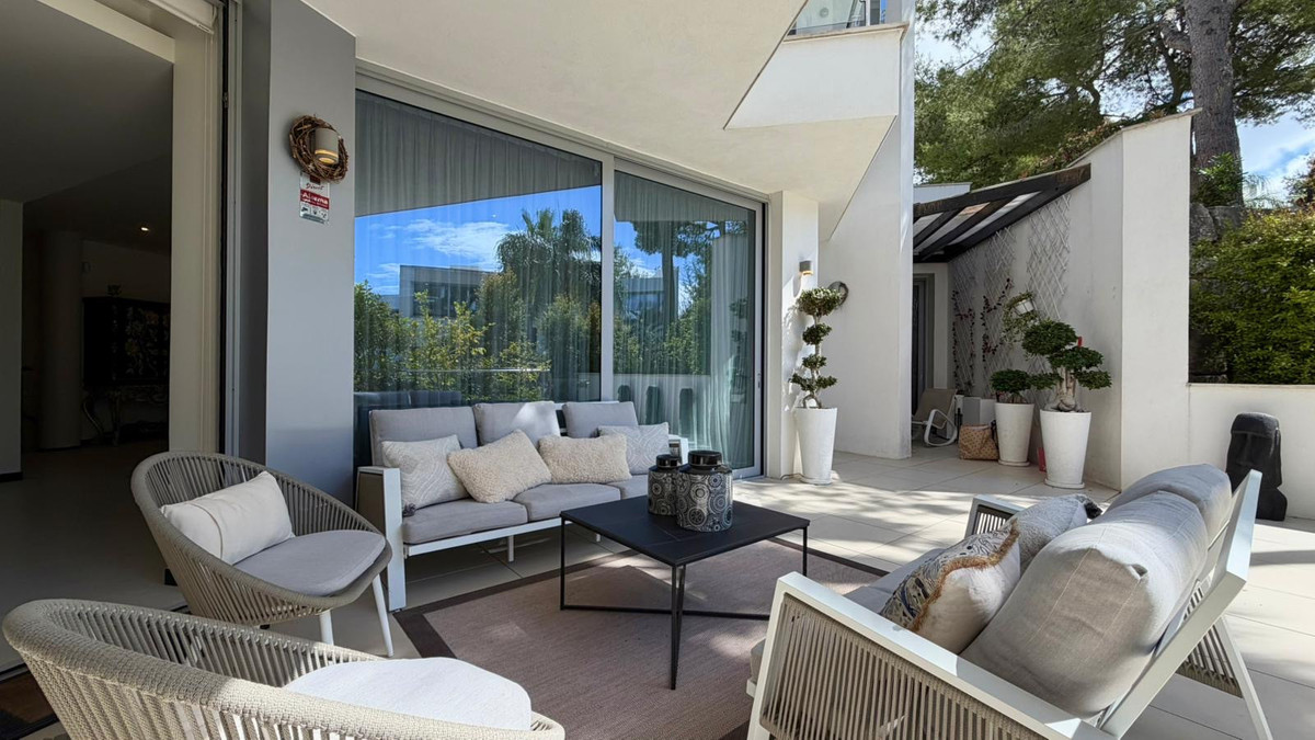 Semi Detached Villa for rent in Marbella Golden Mile