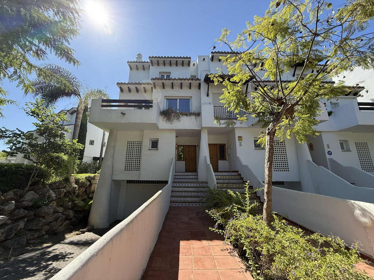 Town House for rent in Costalita, Estepona East