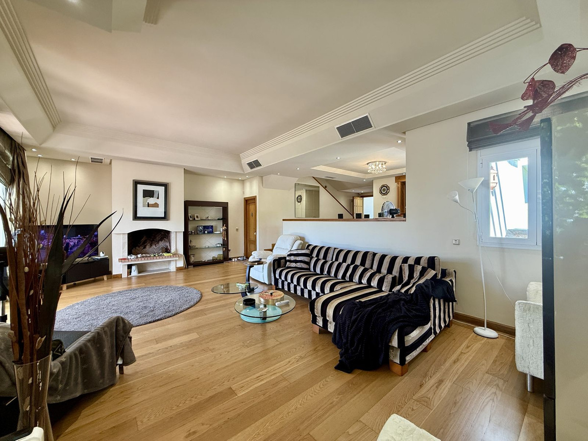 Town House for rent in Costalita, Estepona East