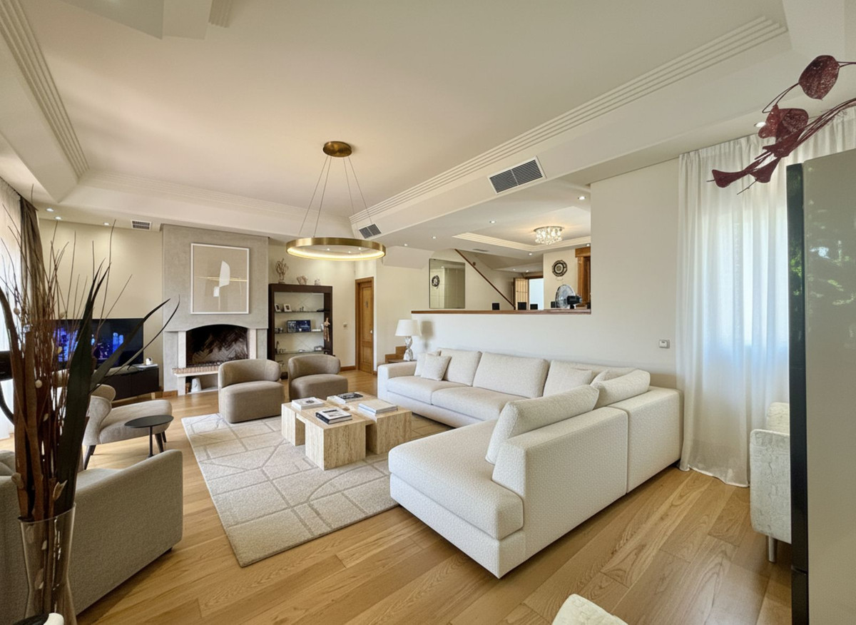 Town House for rent in Costalita, Estepona East