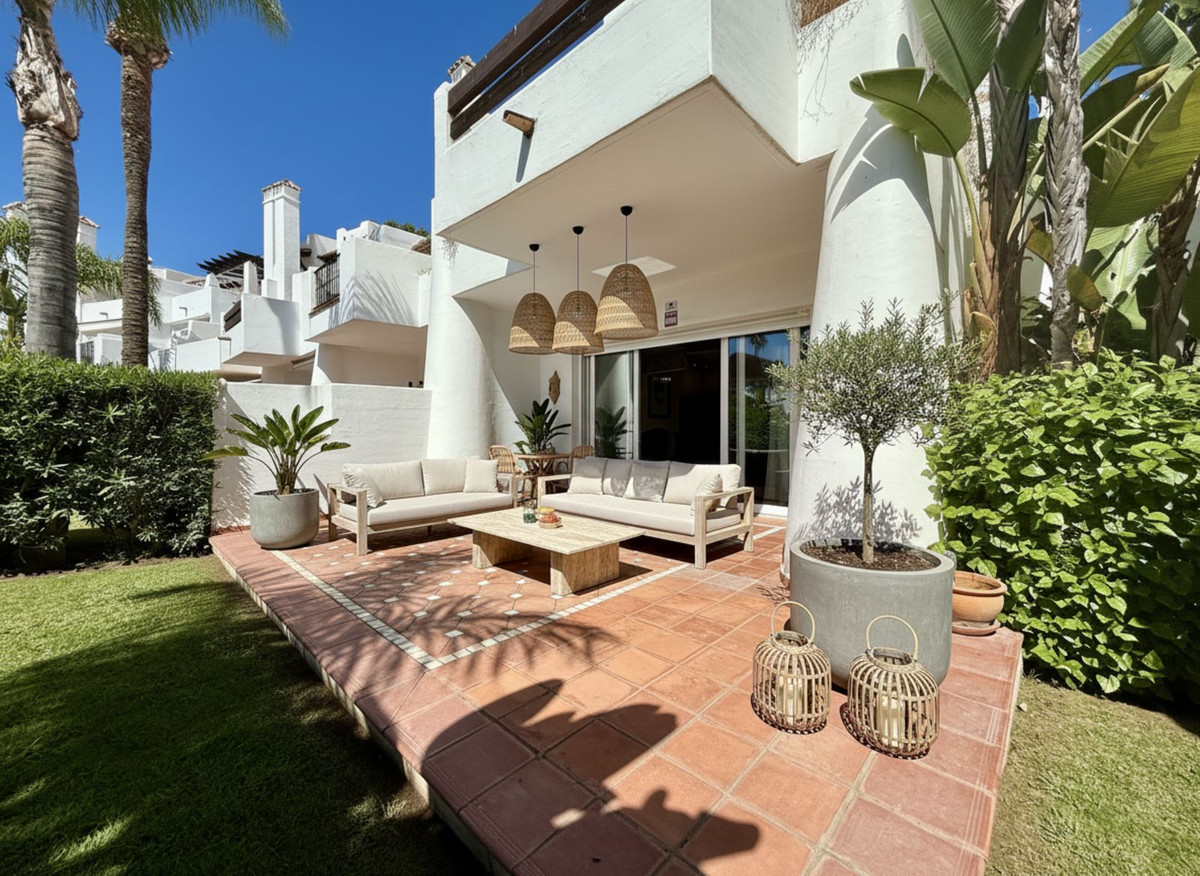 Town House for rent in Costalita, Estepona East