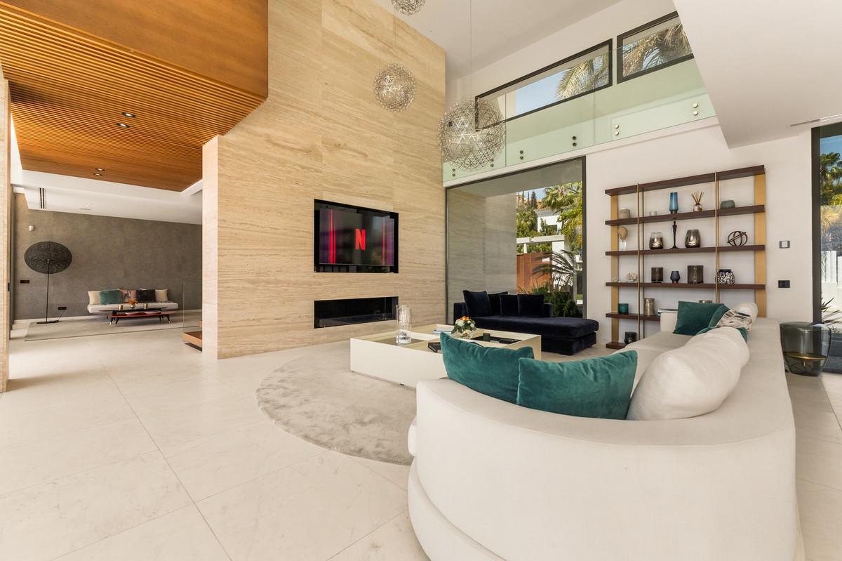 Villa for rent in Nueva Andalucia, Marbella