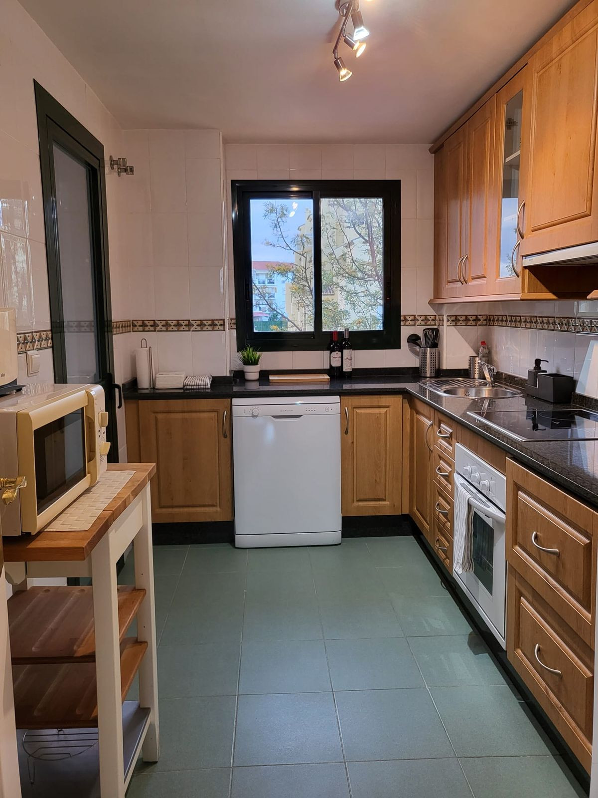 Apartment for short term rent in Selwo, Estepona East