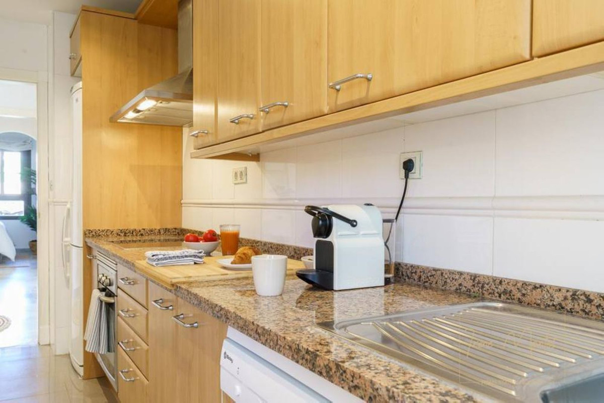 Ground Floor Apartment for long term rent in Benahavis