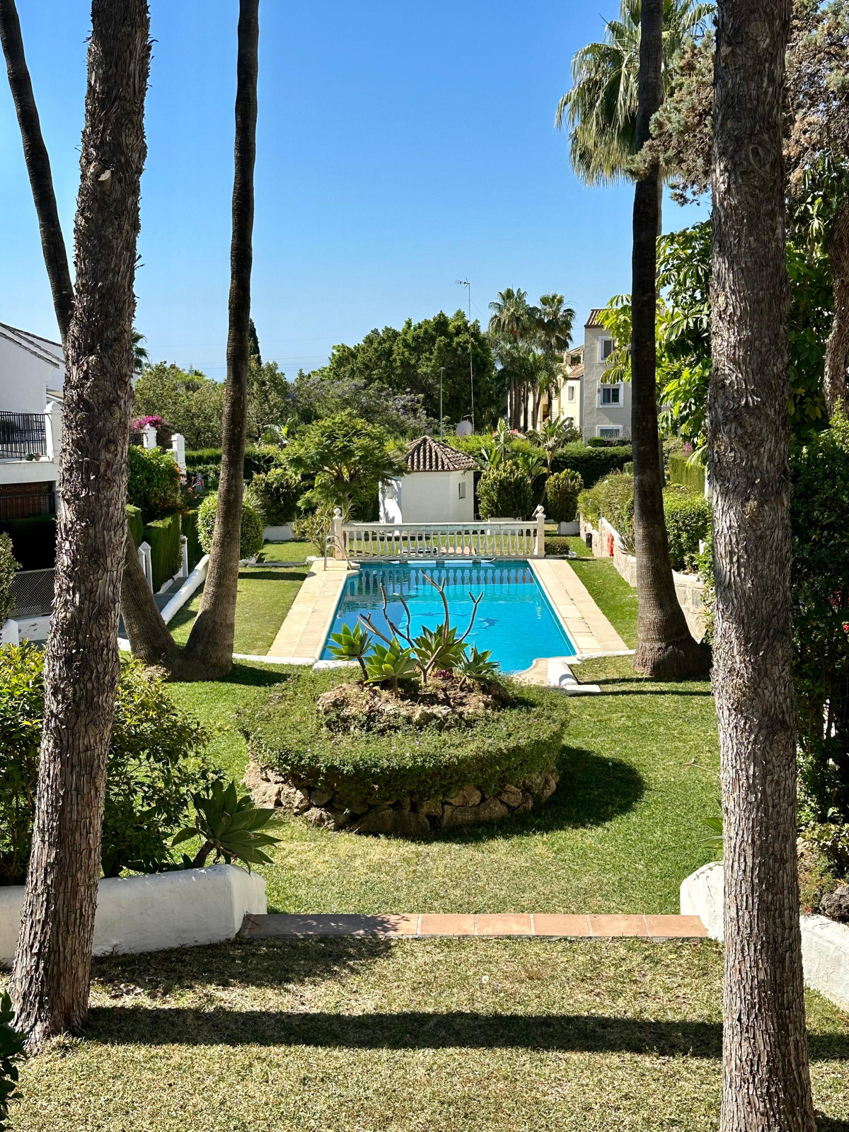 Town House for short term rent in Marbella Golden Mile