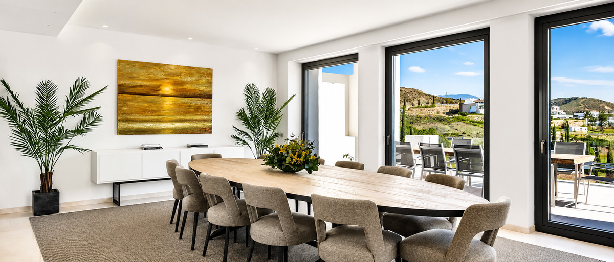 Villa for short term rent in Los Flamingos, Benahavis