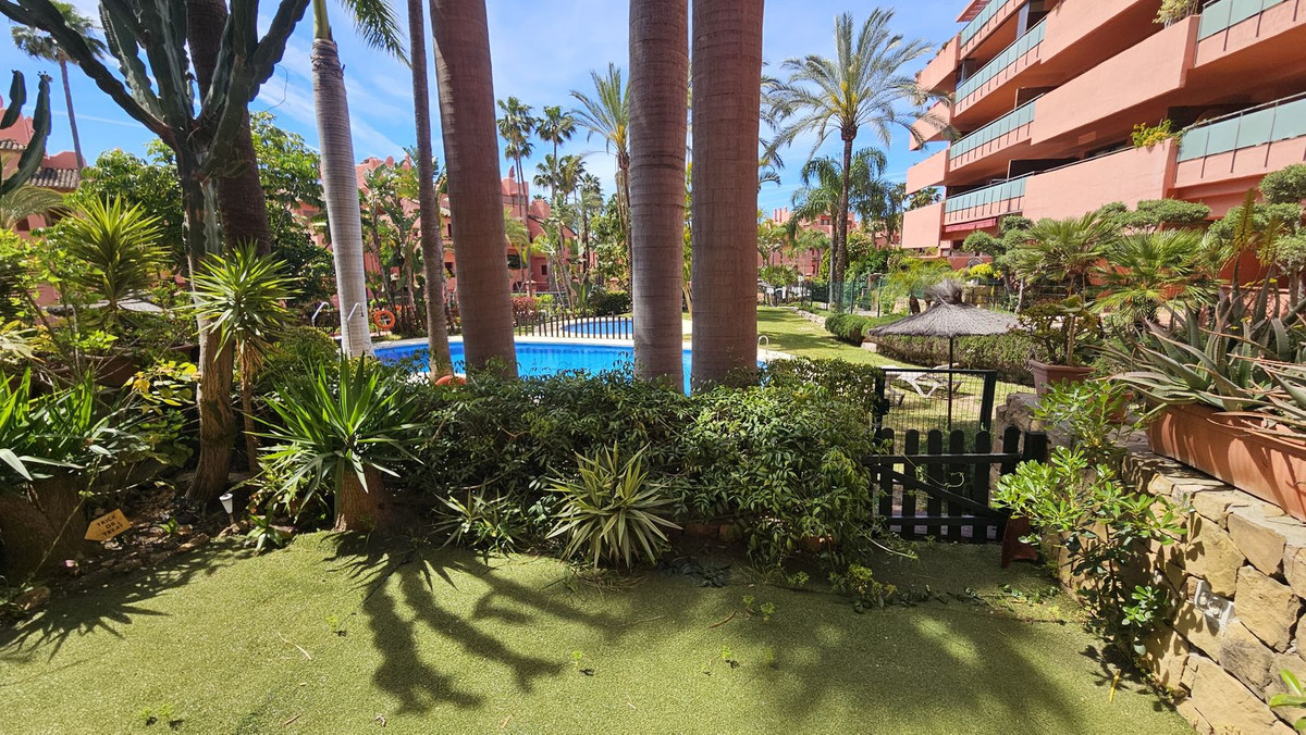Ground Floor Apartment for rent in Estepona