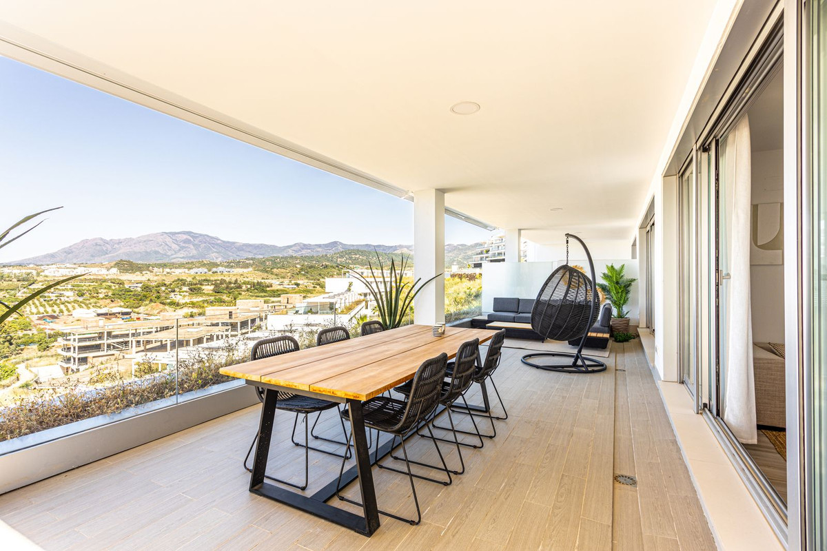 Ground Floor Apartment for short term rent in Cancelada, Estepona East