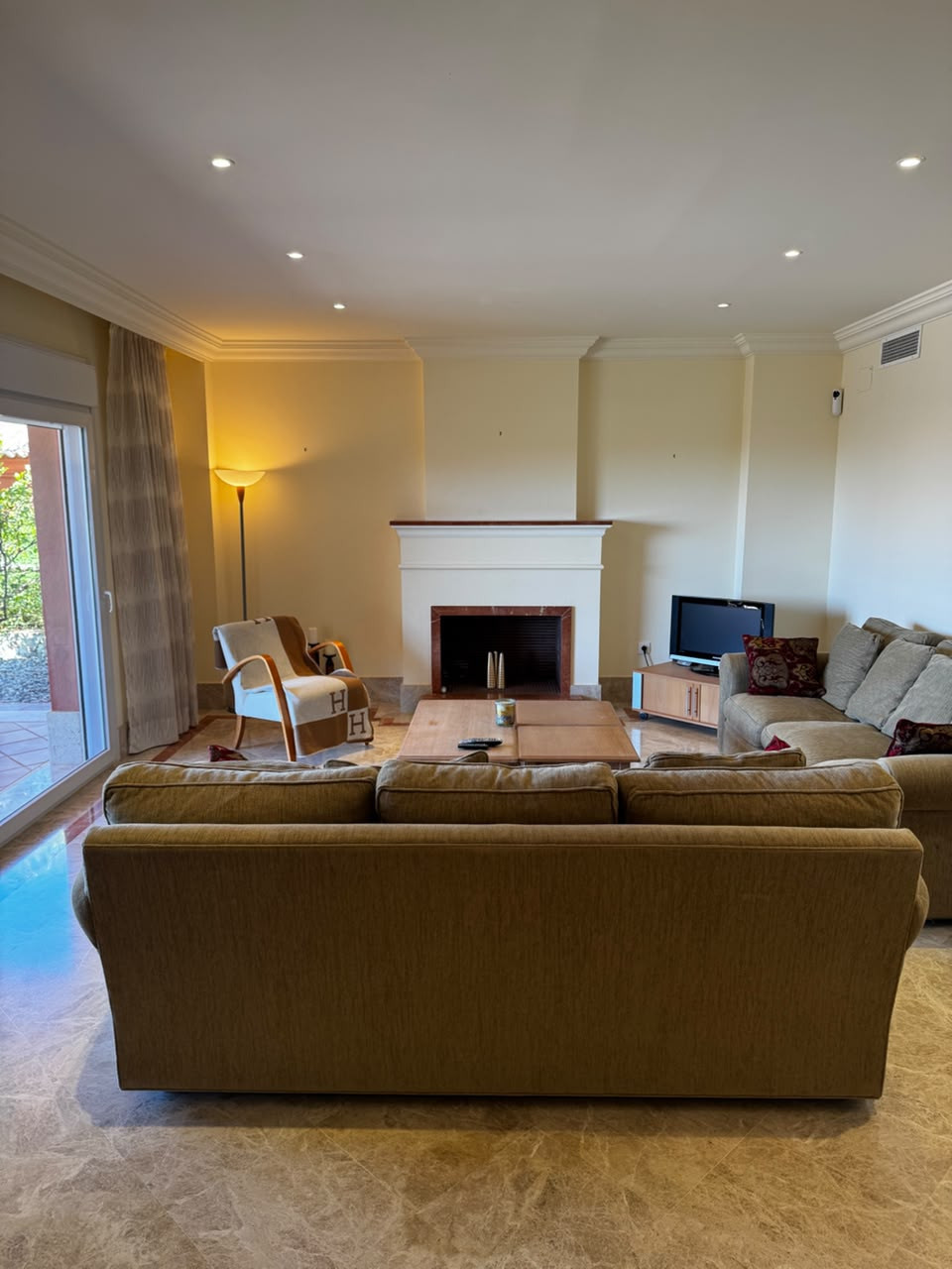 Town House for rent in Santa Clara, Marbella East