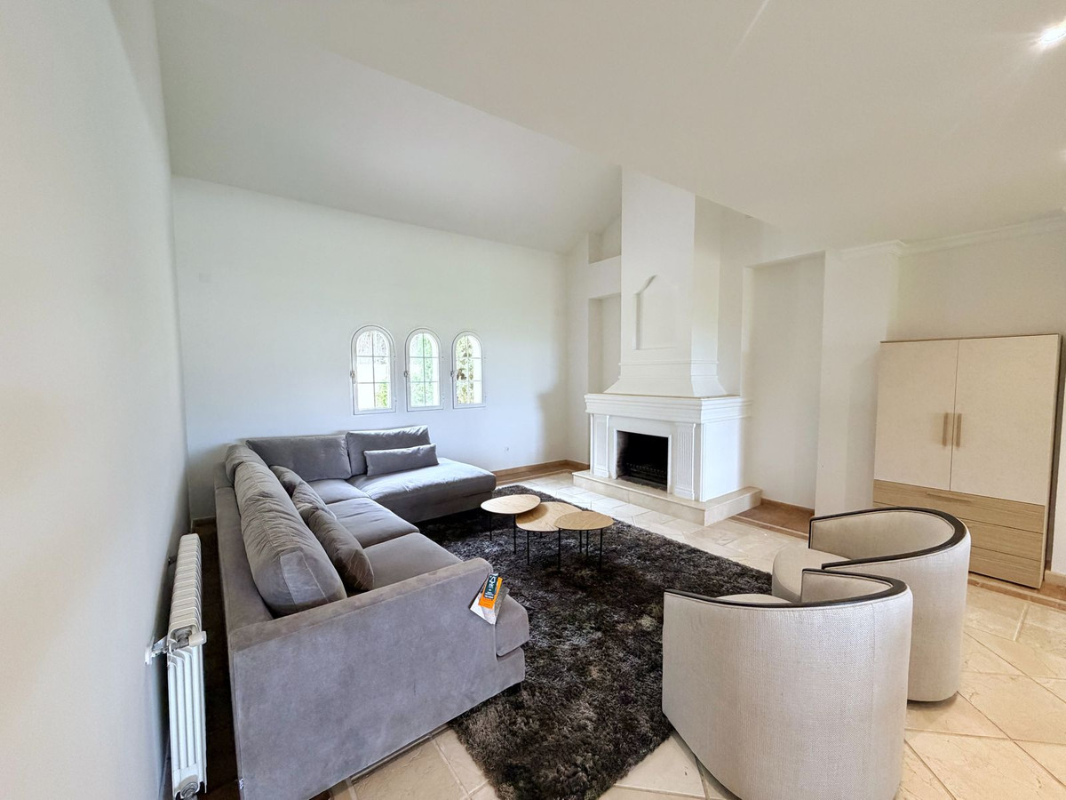 Villa for long term rent in Paraiso Alto, Benahavis