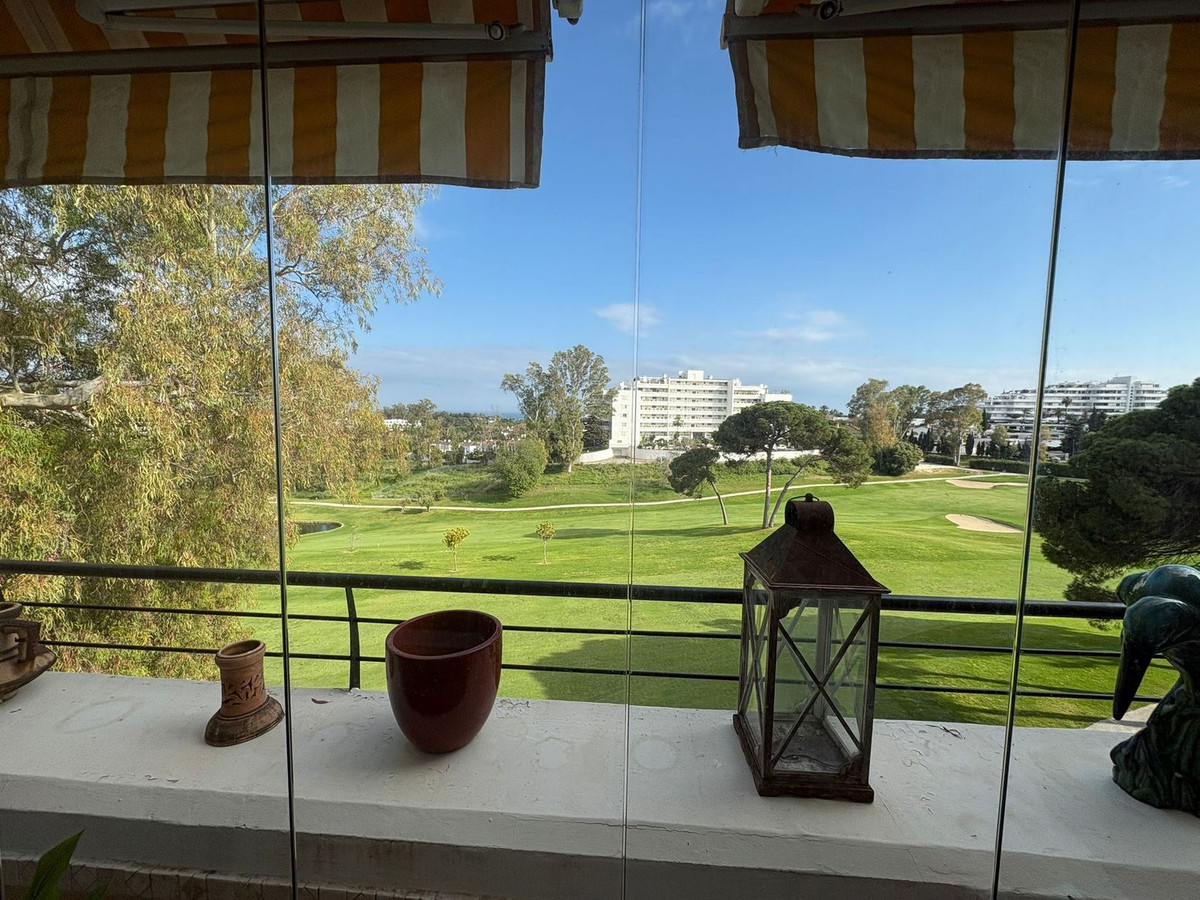 Apartamento en alquiler en Guadalmina Alta, San Pedro de Alcantara