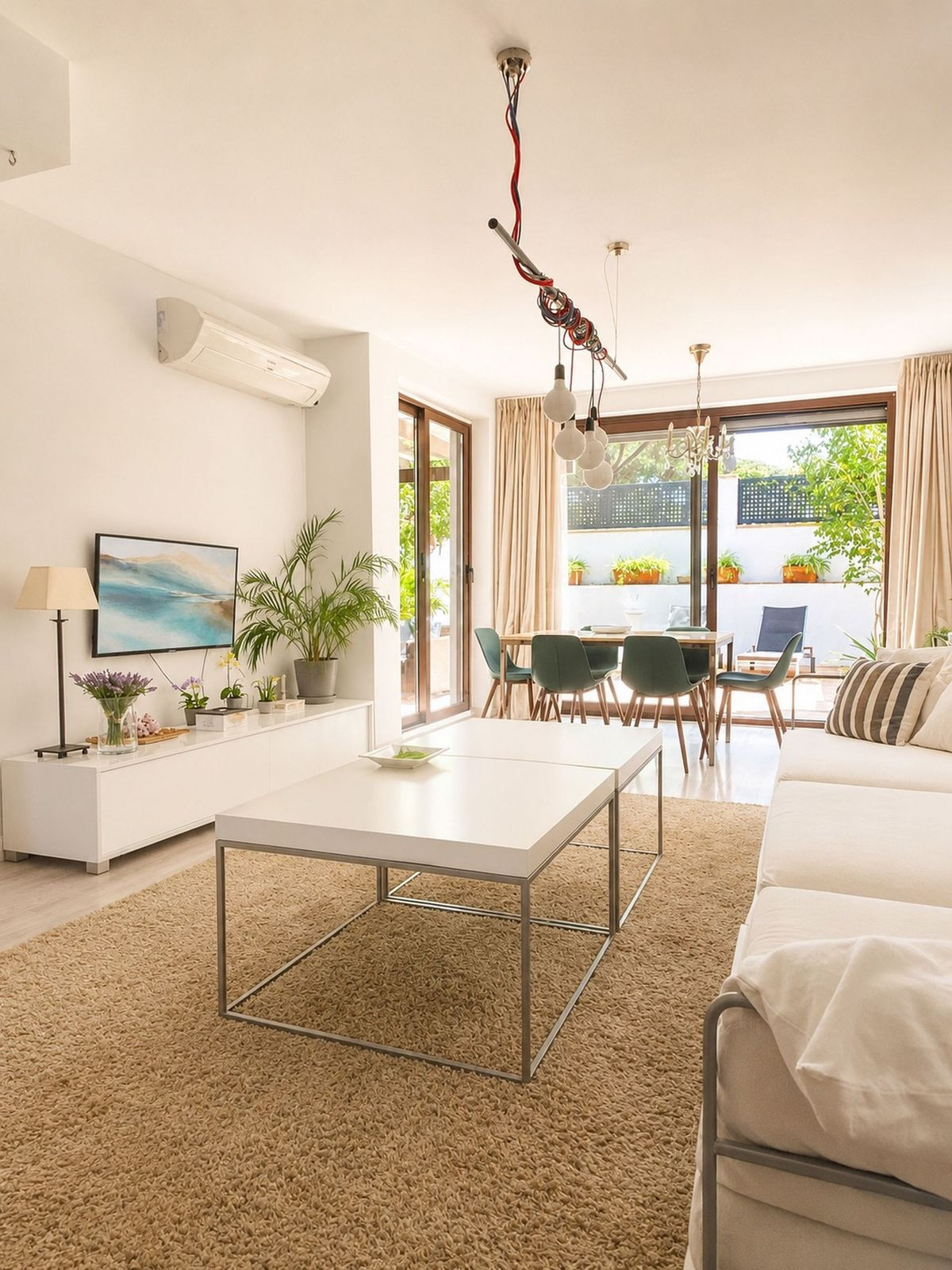 Town House for short term rent in Elviria, Marbella East