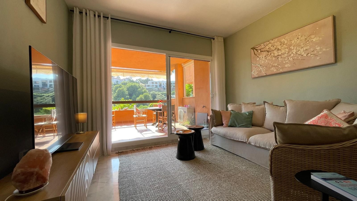Apartment for long term rent in La Reserva de Marbella, Marbella East