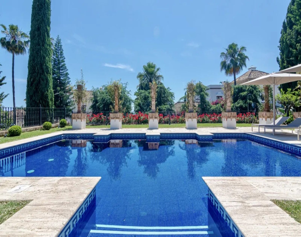 Villa for short term rent in Sierra Blanca, Marbella Golden Mile