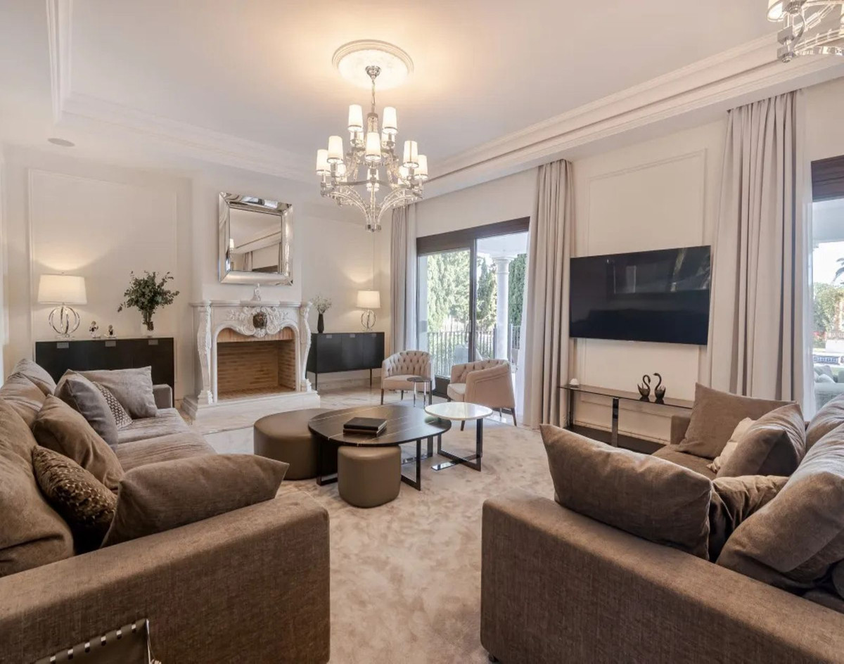 Villa for short term rent in Sierra Blanca, Marbella Golden Mile