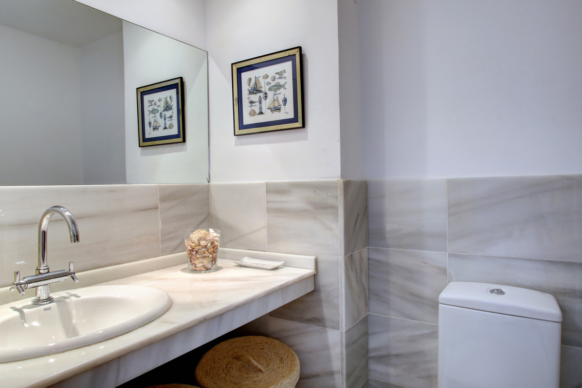 Villa for short term rent in Marbella