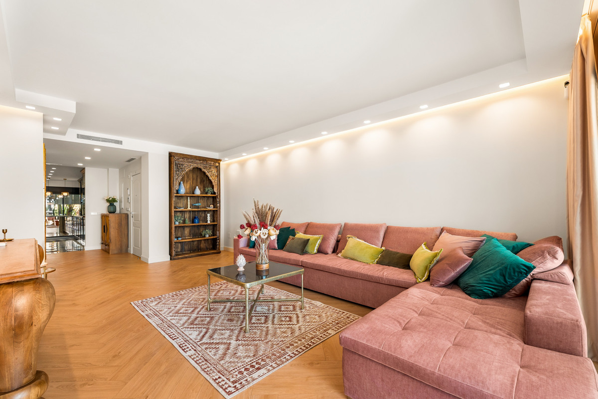 Apartment for short term rent in Marbella Golden Mile