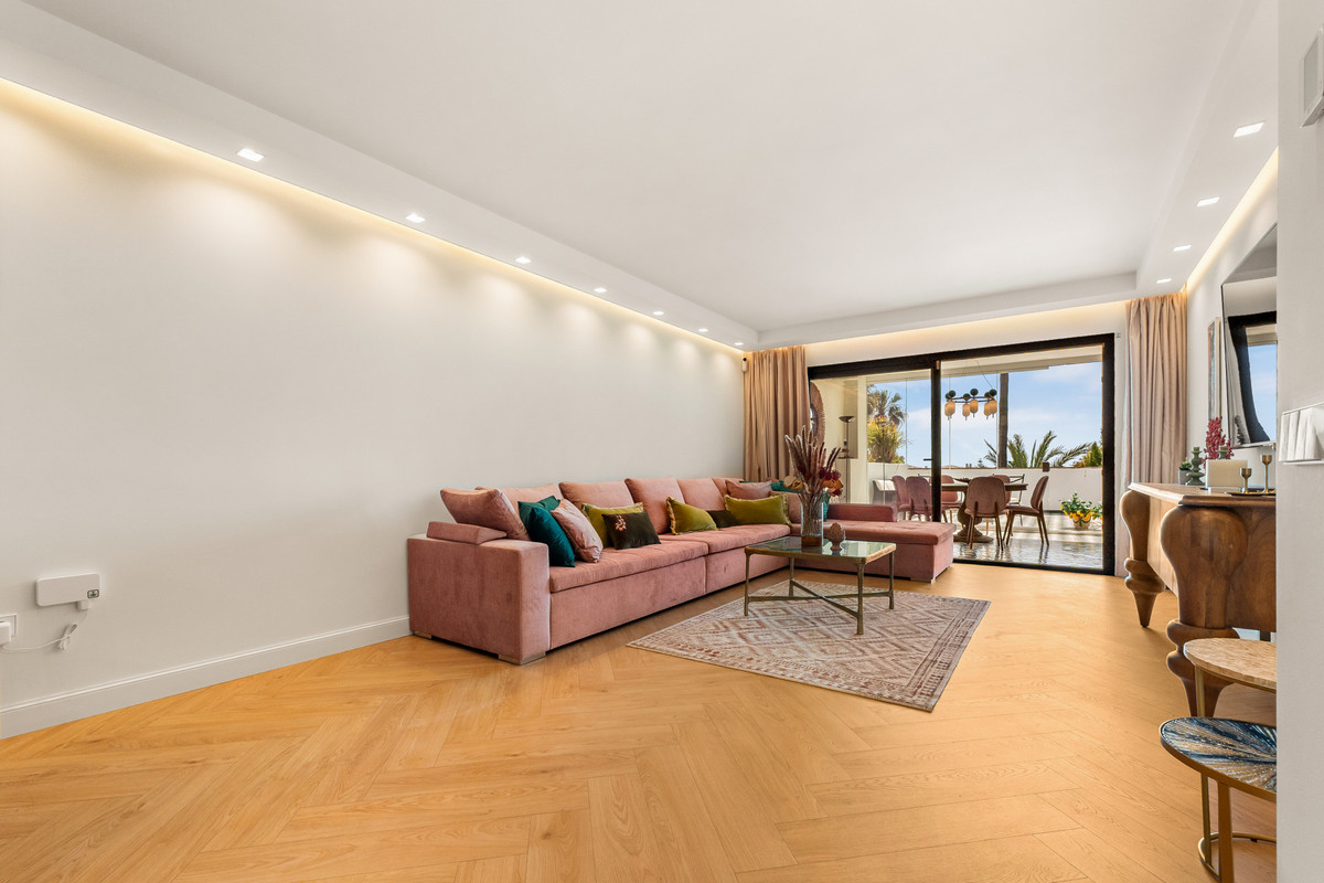 Apartment for short term rent in Marbella Golden Mile