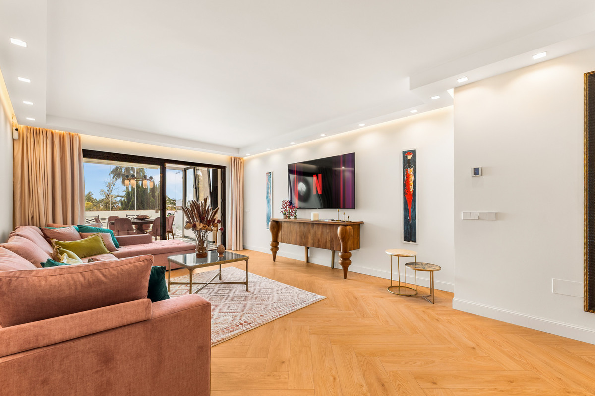 Apartment for short term rent in Marbella Golden Mile