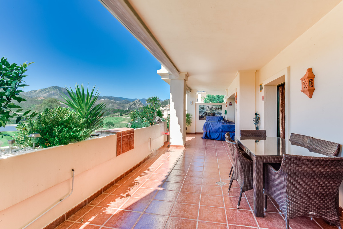 Apartment for short term rent in Benahavis