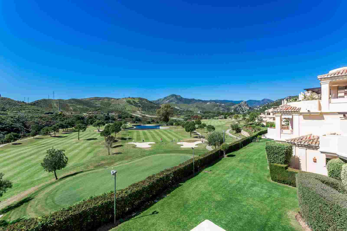 Apartment for short term rent in Benahavis