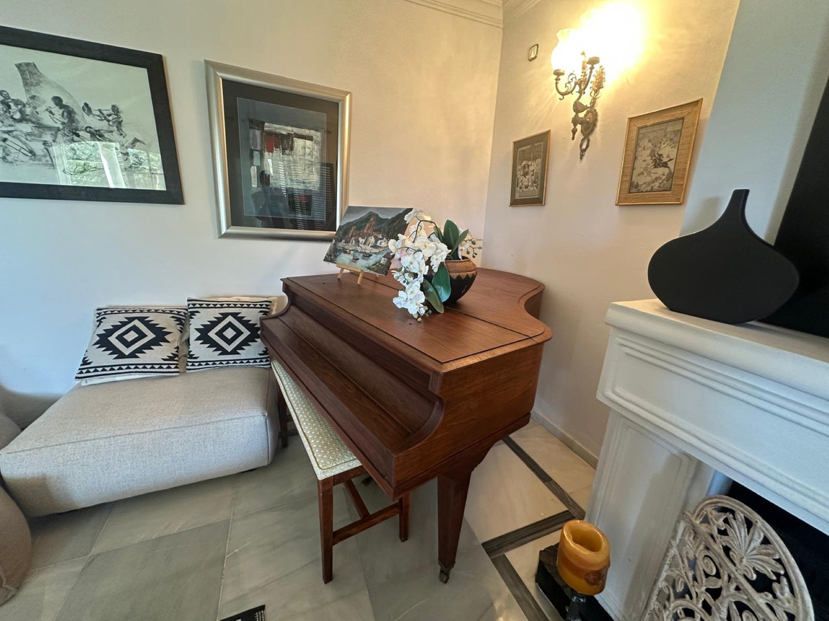Villa for rent in Marbella