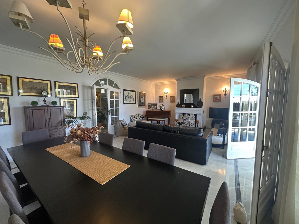 Villa for rent in Marbella