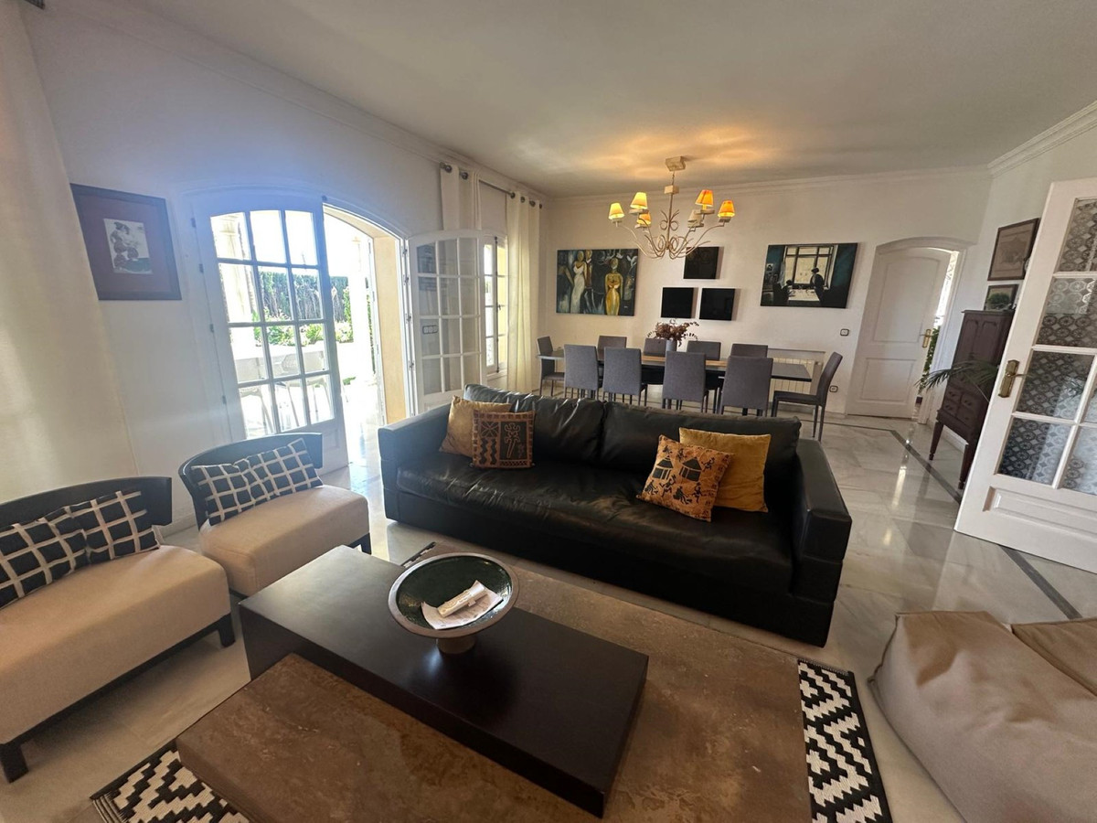 Villa for rent in Marbella