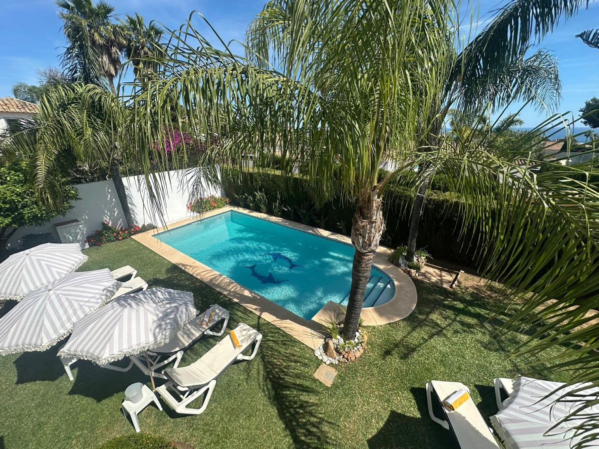 Villa for rent in Marbella