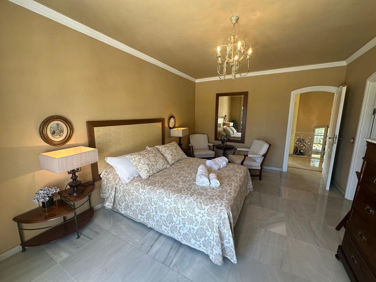 Villa for rent in Marbella